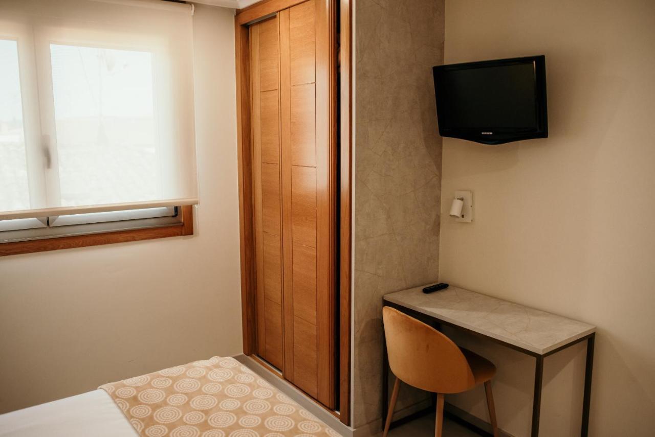 Pension Berenguela Мелиде Экстерьер фото